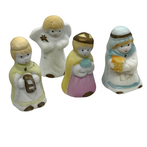 Miniature Nativity Scene Porcelain 10 Piece Set Vintage - Picture 3 of 12